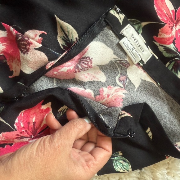 Van Heusen Black Floral Maxi Skirt - Picture 6 of 6